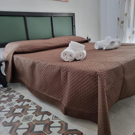 Casa Viotti Le Fuoriserie Palermo Eksteriør billede