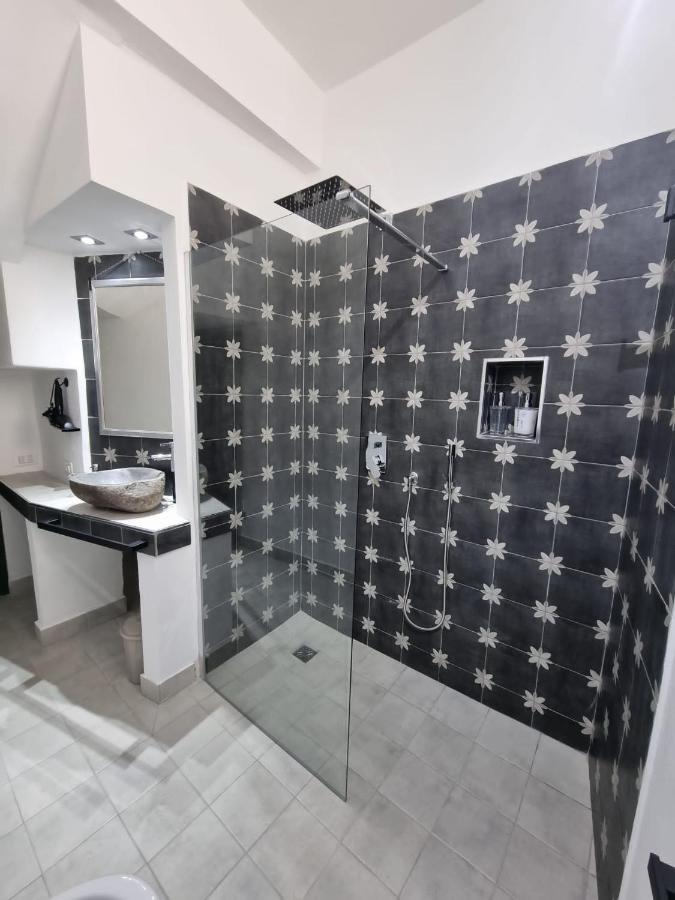 Casa Viotti Le Fuoriserie Palermo Eksteriør billede