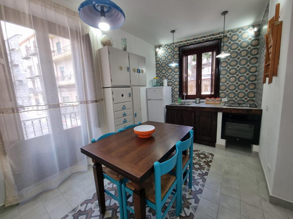 Casa Viotti Le Fuoriserie Palermo Eksteriør billede